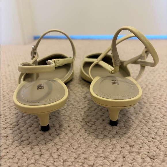 Zara Women's Lemon Slingback Kitten Heels - Picture 5 of 6